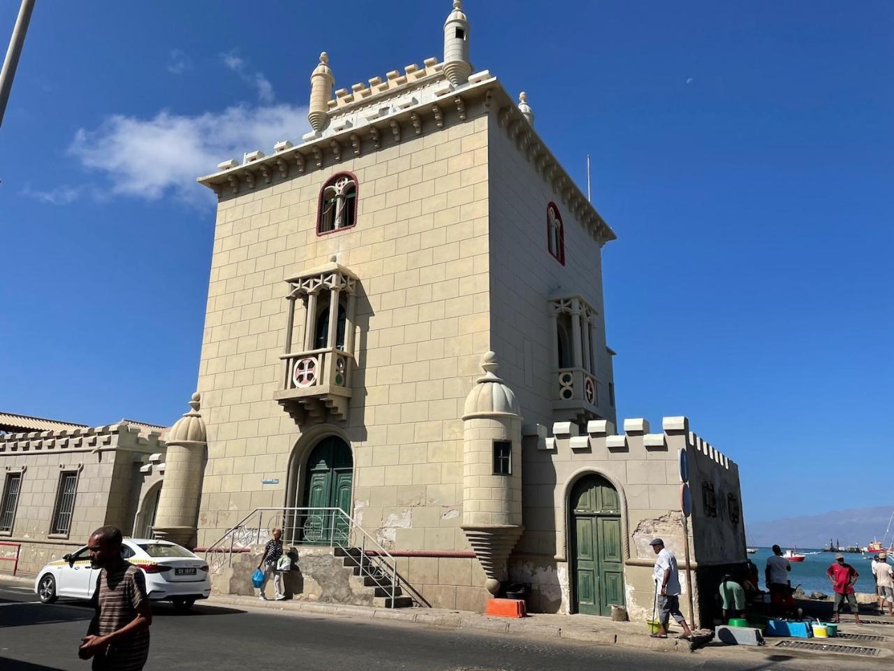 Casa Mare & Museu - Porta Nº 18 Leilighet Mindelo Eksteriør bilde